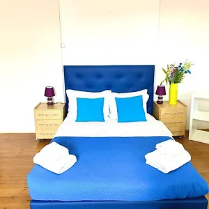 Classic Chiado 1 - With Shared Bathroom Lisboa