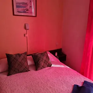 2* Gæstehus Pensao Residencial Flor Dos Cavaleiros